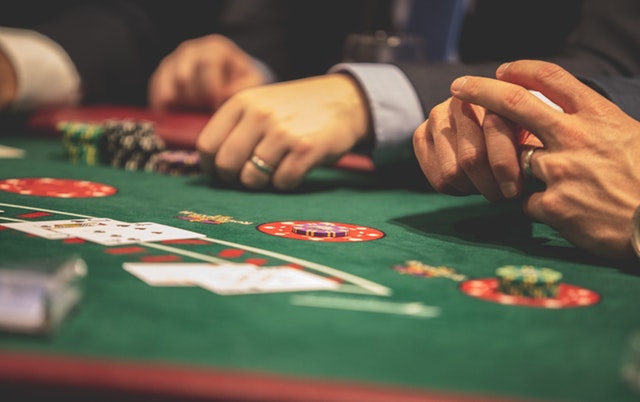 Online casino live India poker